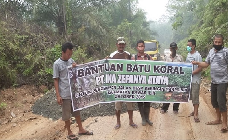 Cisadane Sawit Raya Strengthened The Way in Village of Desa Beringin Makmur II